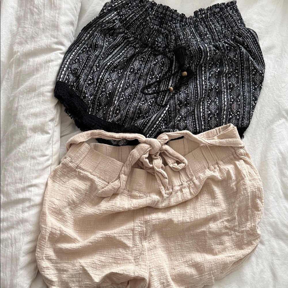 Black and Cream Patterned Shorts Set